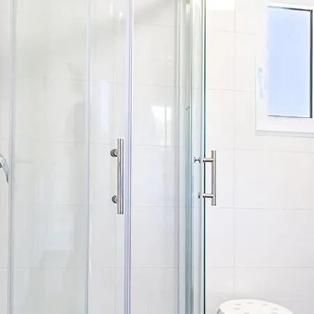 Awesome In With Kitchen Apartment Pula