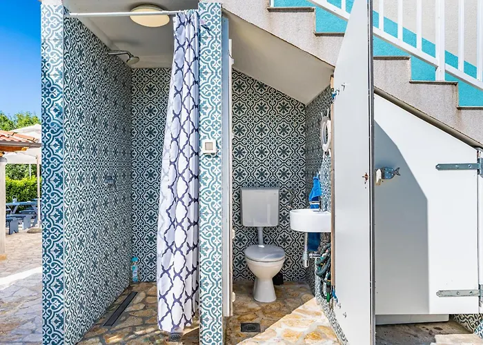 아파트 Lovely In With Wifi 풀라